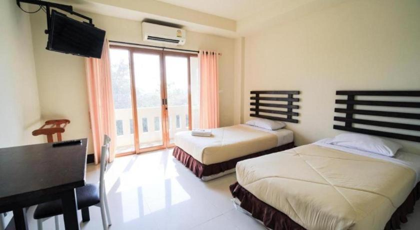 Amornsukhothai Hotel Экстерьер фото